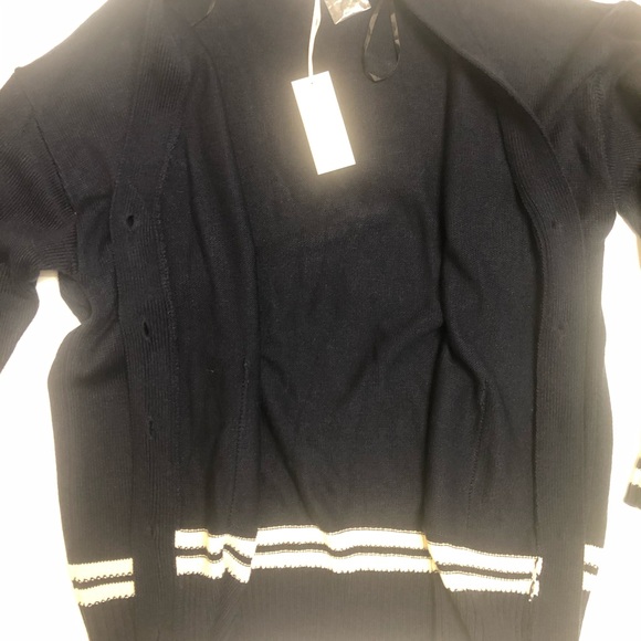 🛍NWT! &. Layered Navy Blue knit Cardigan Lg - Picture 7 of 7